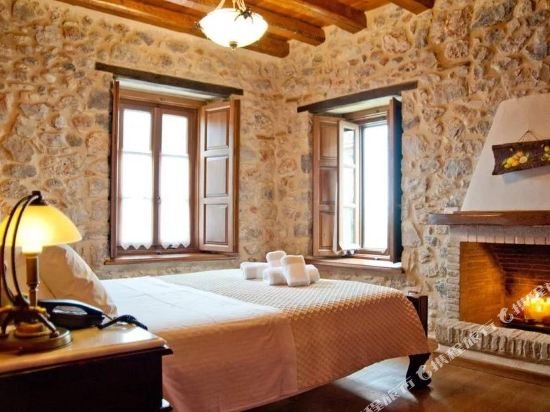 Фото Hatzipanayiotis