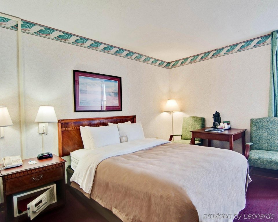 Фото Comfort Inn Blacksburg University Area