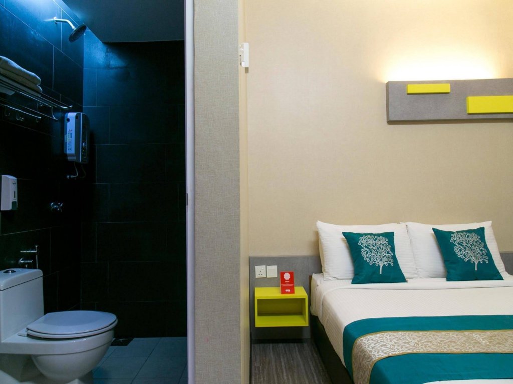 Фото Smile Hotel Danau Kota