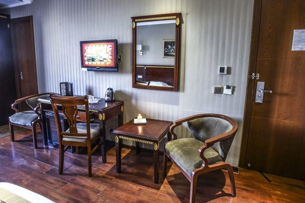 Фото Hotel Rome Love