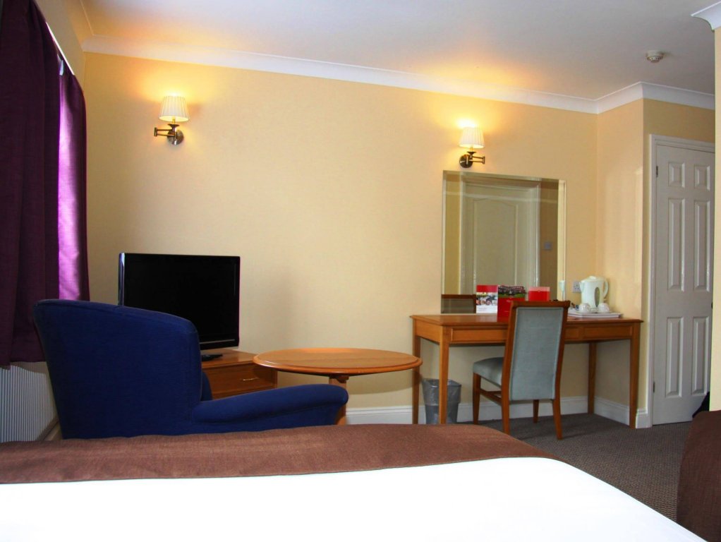 Фото Best Western Thurrock Hotel