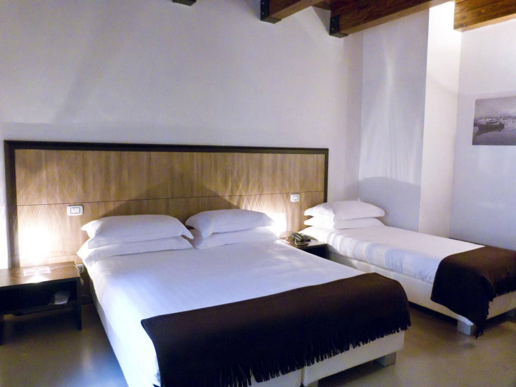 Фото Albergo del Sole