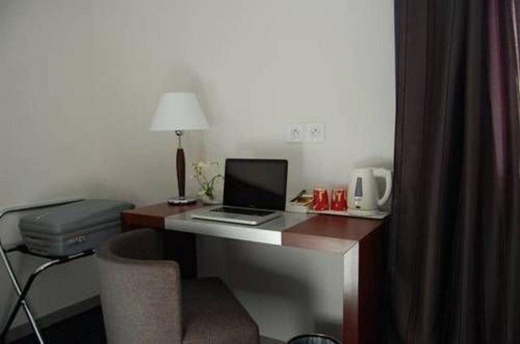 Фото Plessis Parc Hotel