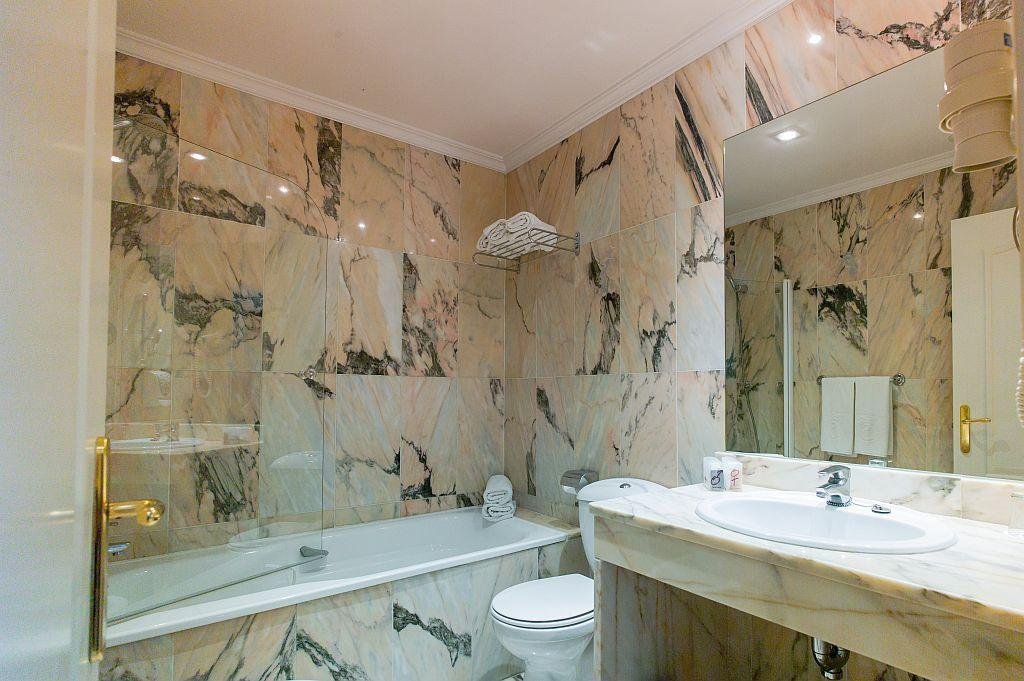 Фото Sallés Hotel Ciutat del Prat Barcelona Airport