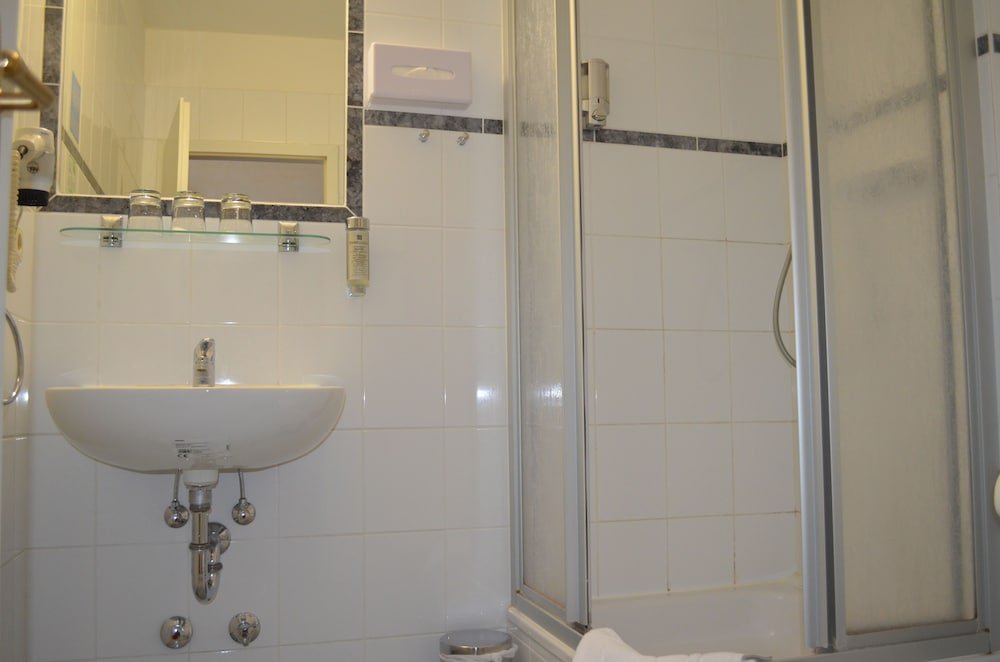 Фото Jahrhunderthotel Leipzig