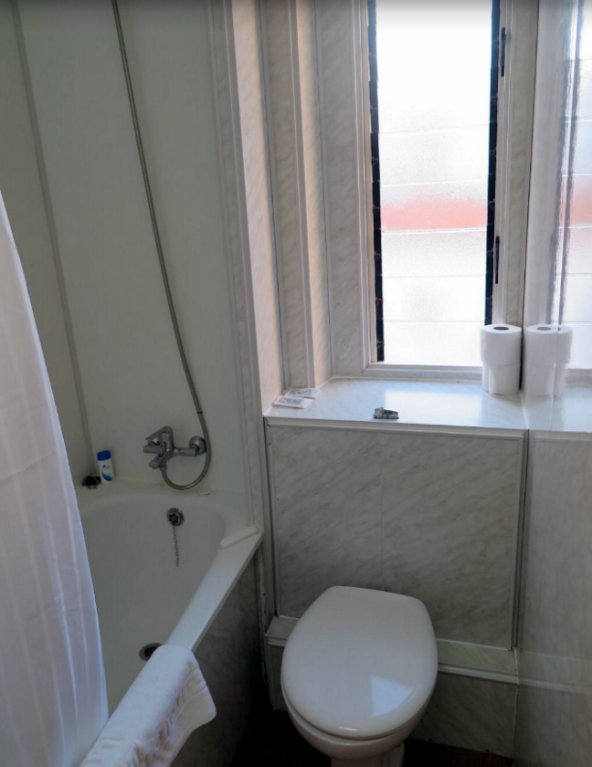 Фото Bristol Hotel