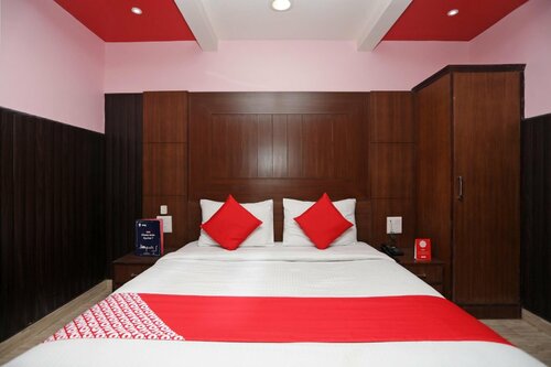 Гостиница Oyo 11061 Hotel Awesome в Мератхе