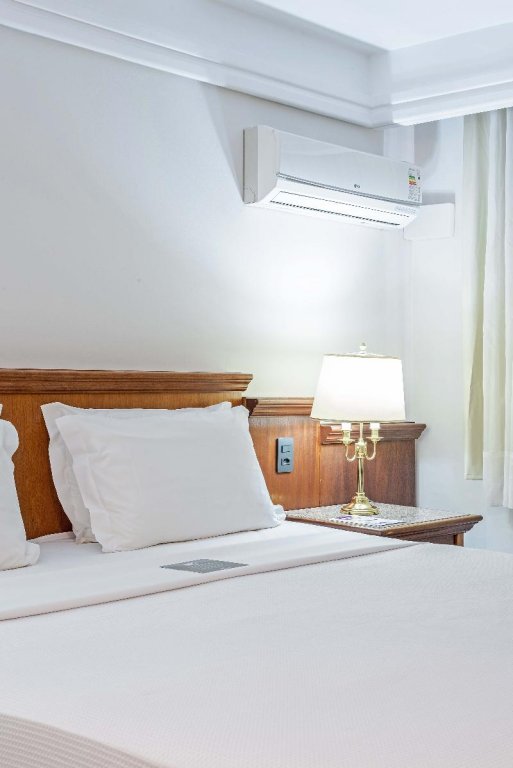 Фото Rede Andrade Braz