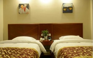 GreenTree Inn Tai’an East Railway Station Caiyuan Street Express Hotel (Shandong Province, City of Tai'an), hotel