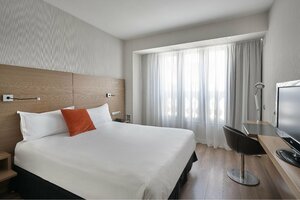 отель Apartamentos Sabinas Zaragoza Centro