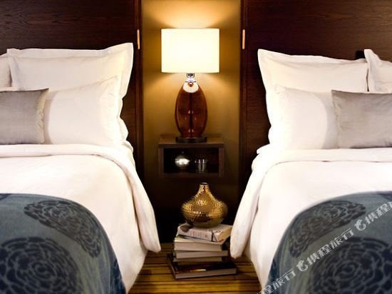 Фото Renaissance Amsterdam Hotel