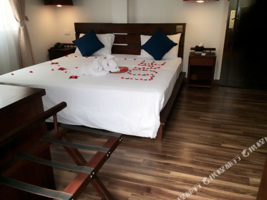 Фото Cinnamon Cathedral Hotel