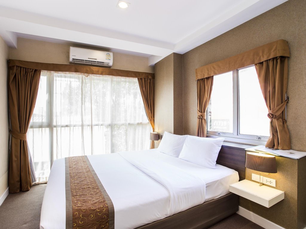 Фото The Green Bells New Petchburi