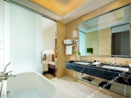 Фото Jw Marriott Hotel Harbin River North