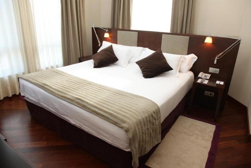 Фото Urh Palacio de Oriol Hotel