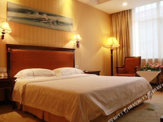 Фото 108714615040