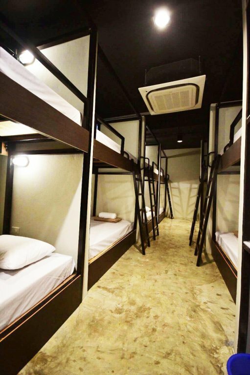 Hotel Inn Stations Hostel, Bangkok, photo