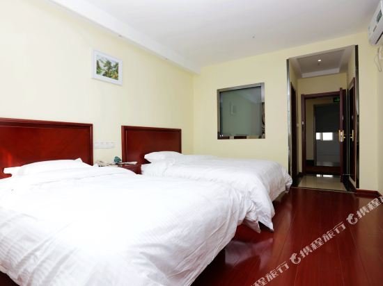 Фото GreenTree Inn NanJing DaChang Getang Metro Station Express Hotel
