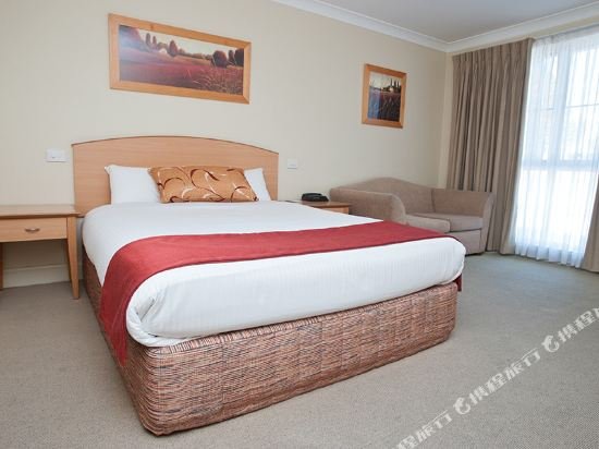 Фото Heritage Inn Bathurst