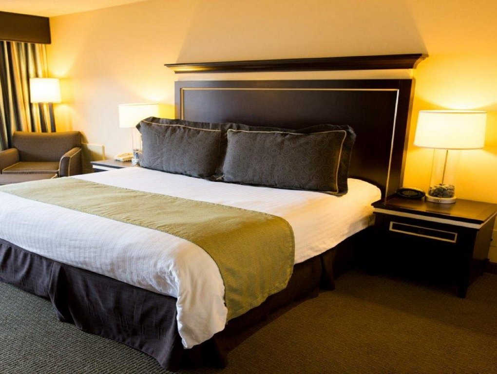 Фото Pacifica Lighthouse Hotel Trademark Collection by Wyndham