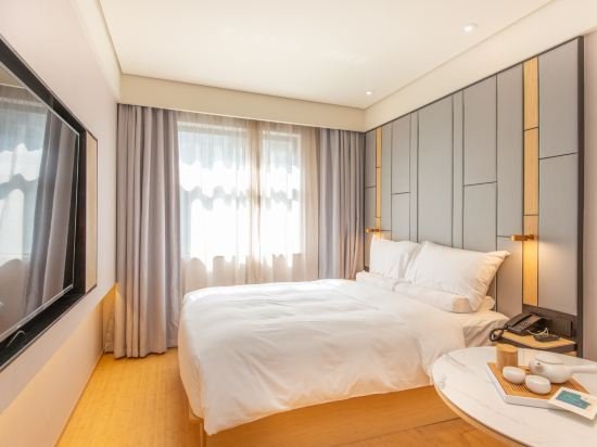 Фото Ji Hotel Shanghai Hongqiao Yan'an XI Road