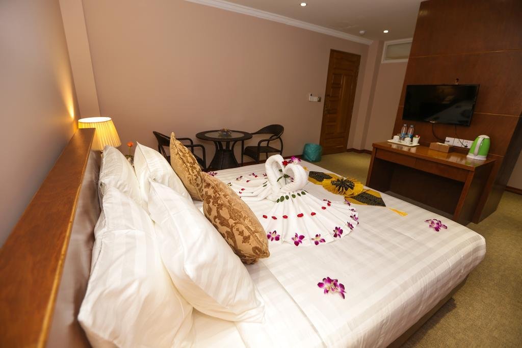 Фото Hotel Yangon