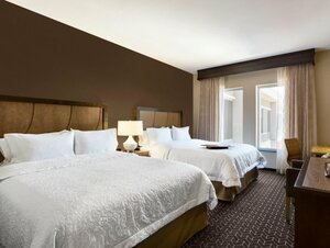 Гостиница Hampton Inn & Suites Clayton/St. Louis-Galleria Area, Mo