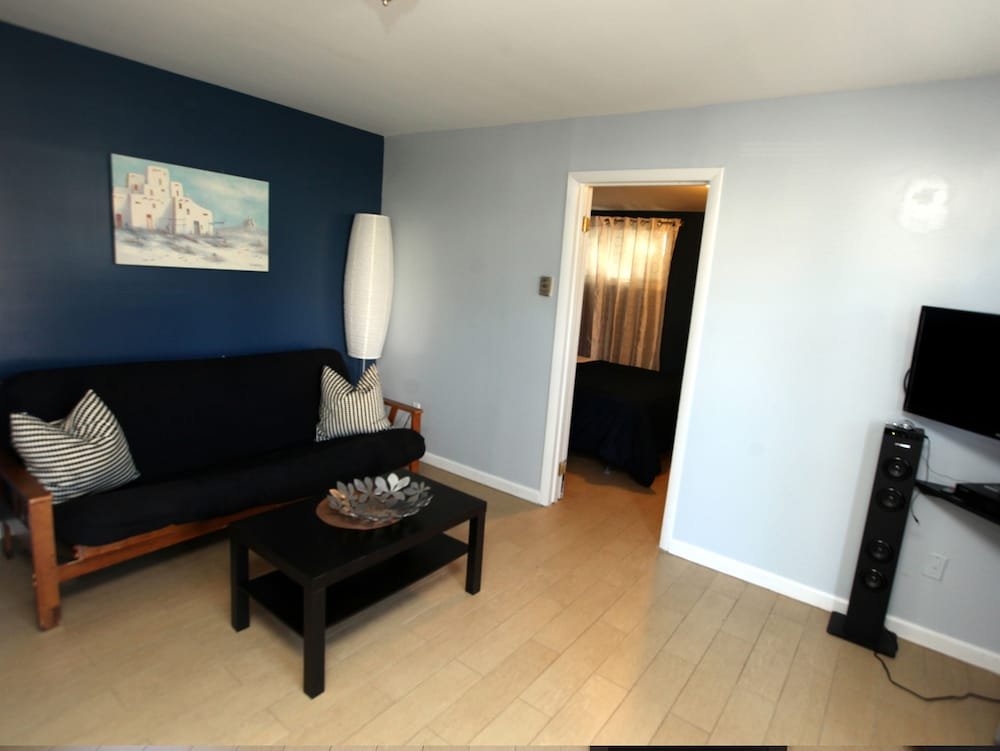 Фото Baywatch Hotel & Marina