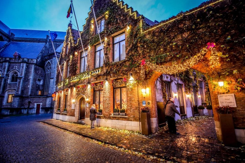 Фото Hotel de Castillion