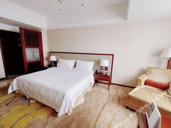 Фото Crowne Plaza Changshu