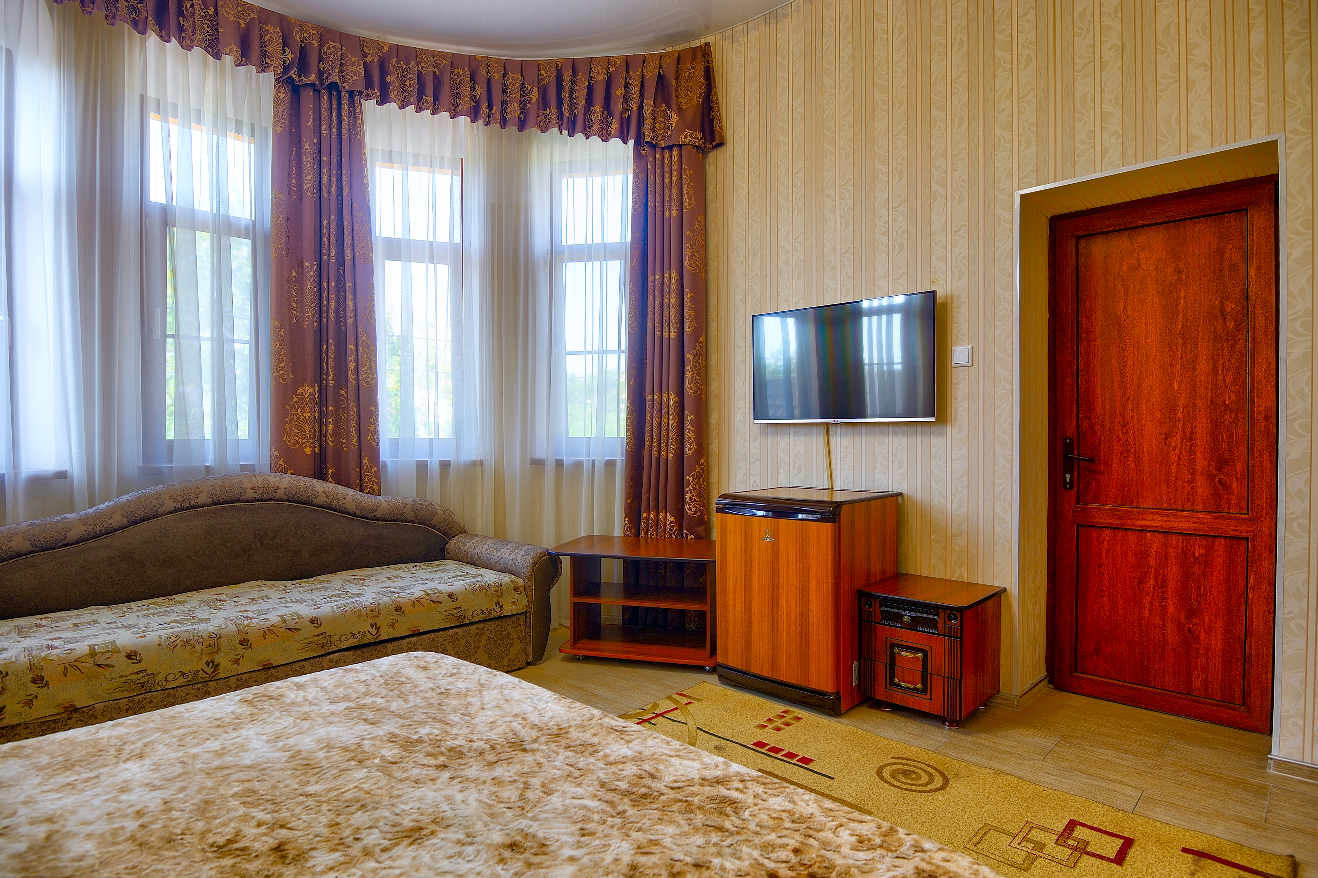 Фото Славянский