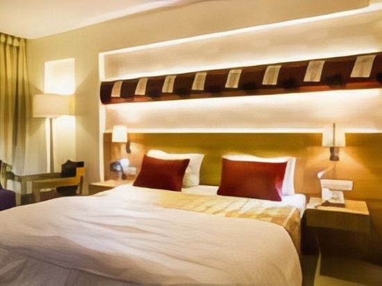 Фото The Ssk Solitaire Hotel & Banquets