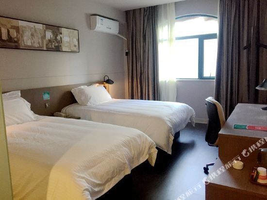 Фото Jinjiang Inn Nanchang Aixihu