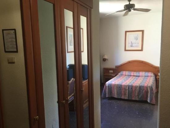 Фото Hotel Ms Tropicana