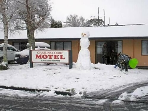 Гостиница Ohakune Court Motel