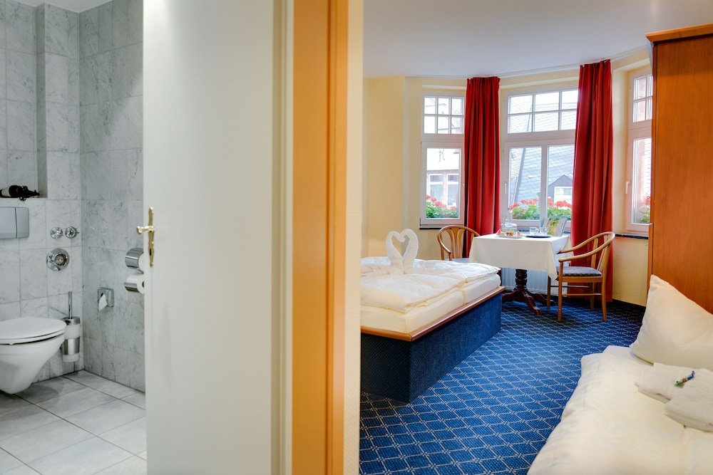 Фото Hotel Deutsches Haus Mittweida