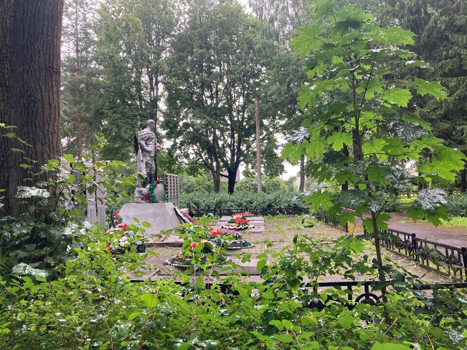Памятник, мемориал Братская могила воинов Советской Армии, погибших в 1941-1943 гг. в боях с немецко-фашистскими захватчиками, Смоленская область, фото