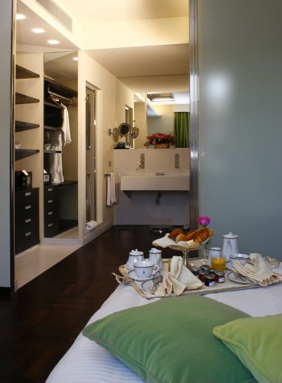 Фото Sina Bernini Bristol