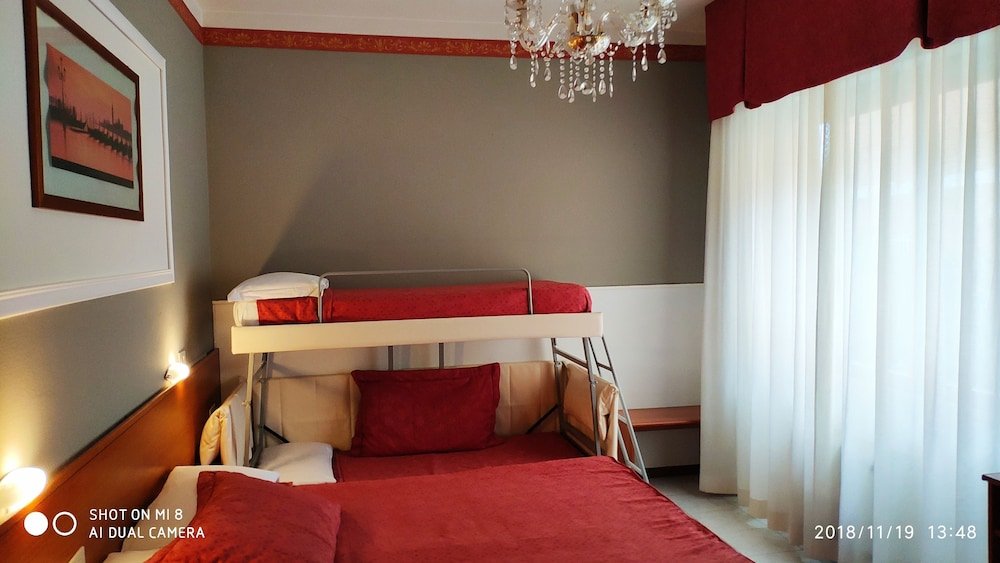 Фото Hotel Minerva