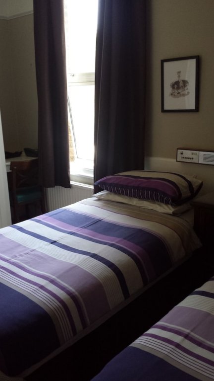 Фото Brook Hotel