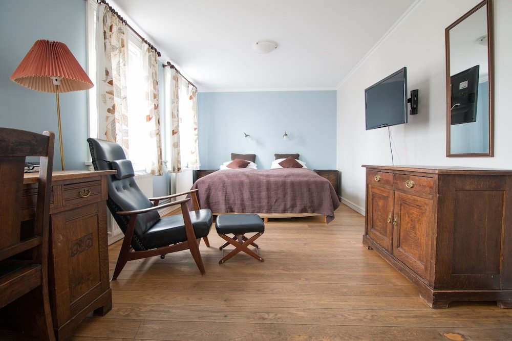 Фото Gistihusið - Lake Hotel Egilsstadir