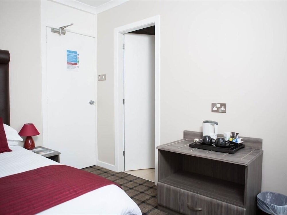 Фото The Greenside Hotel