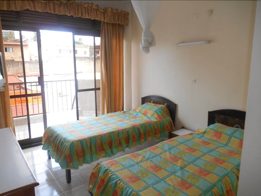 Фото Okapi Hotel