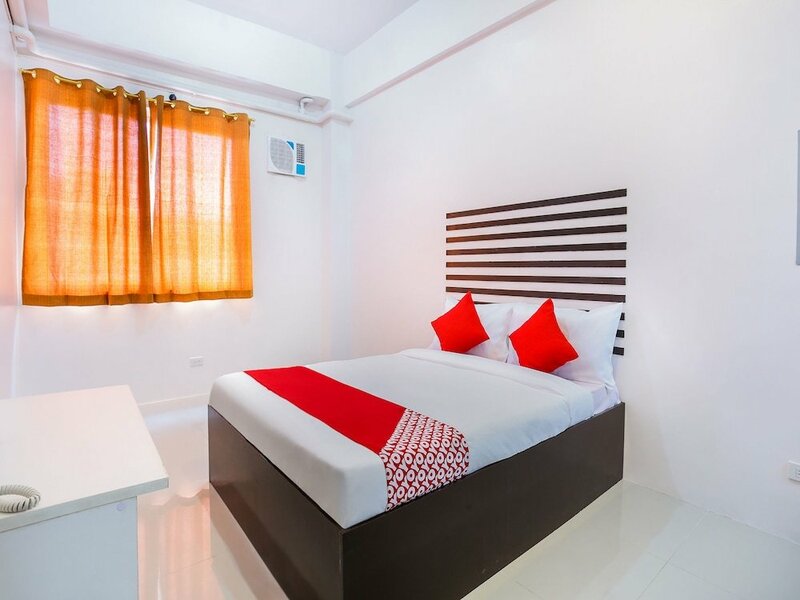 Гостиница Oyo 505 Jardin Suites в Маниле