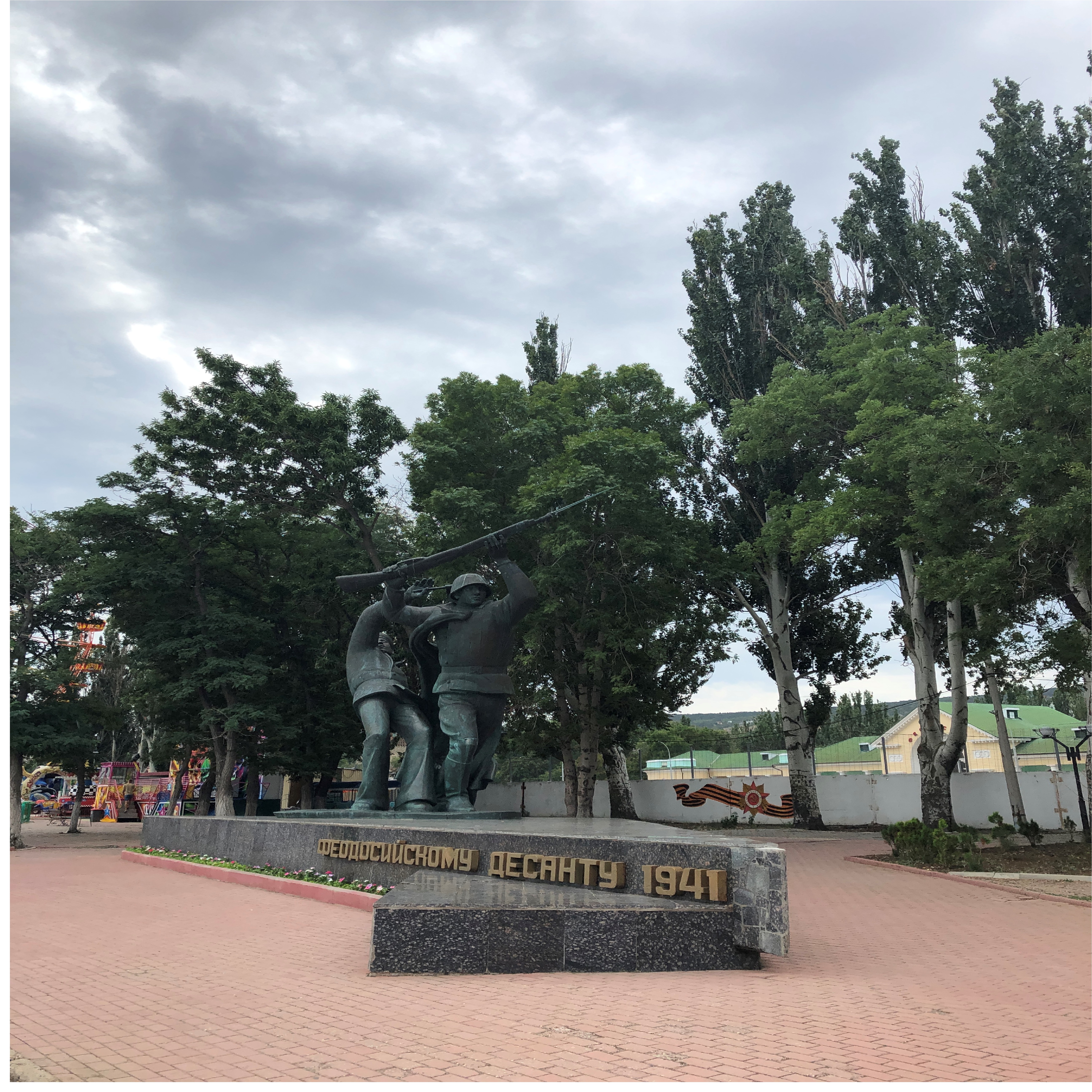 Сказка республика крым феодосия набережная десантников фото