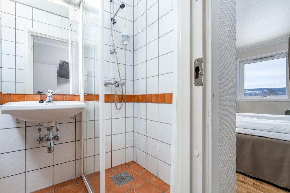 Фото Birkebeineren Hotel & Apartments