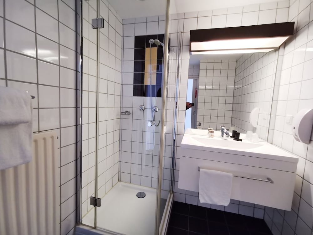 Фото Strandhotel Het Hoge Duin