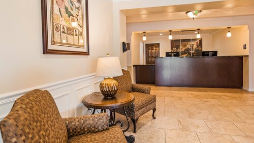 Гостиница Best Western Salinas Monterey Hotel в Салинасе