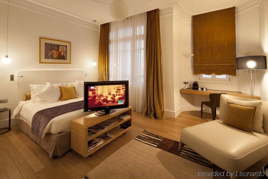 Фото The Excelsior Hotel