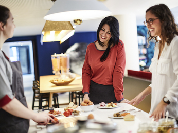 Фото Mercure Aberdeen Caledonian Hotel